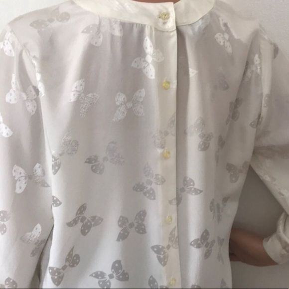 Vintage Off White Pleated Front Top With Bows - Picture 6 of 16